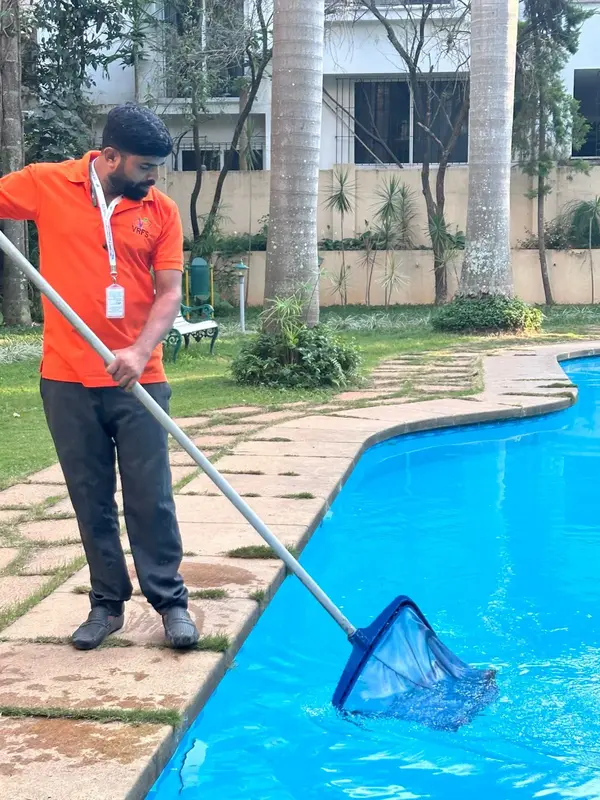 Technical_Management_-_Swimming_Pool_01_50