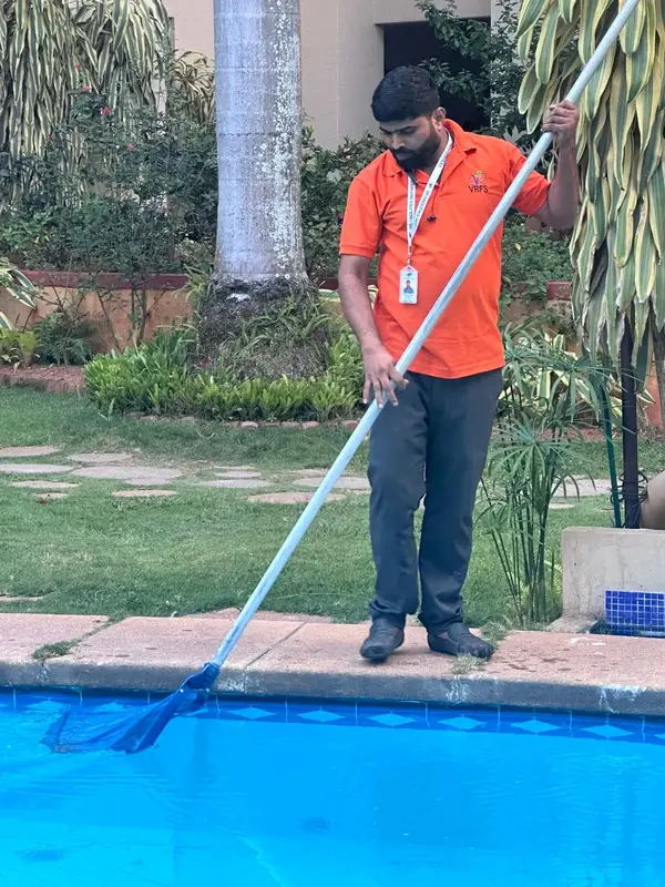 Technical_Management_-_Swimming_Pool_02_50